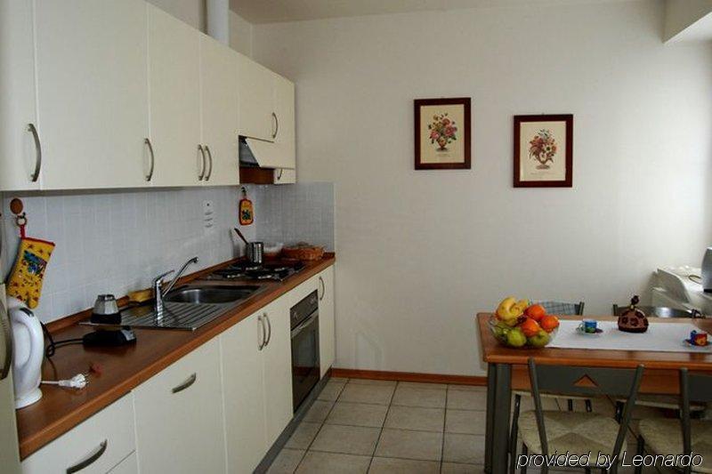 Hotel apartamentowy Hotel Suite Home Prague 4*