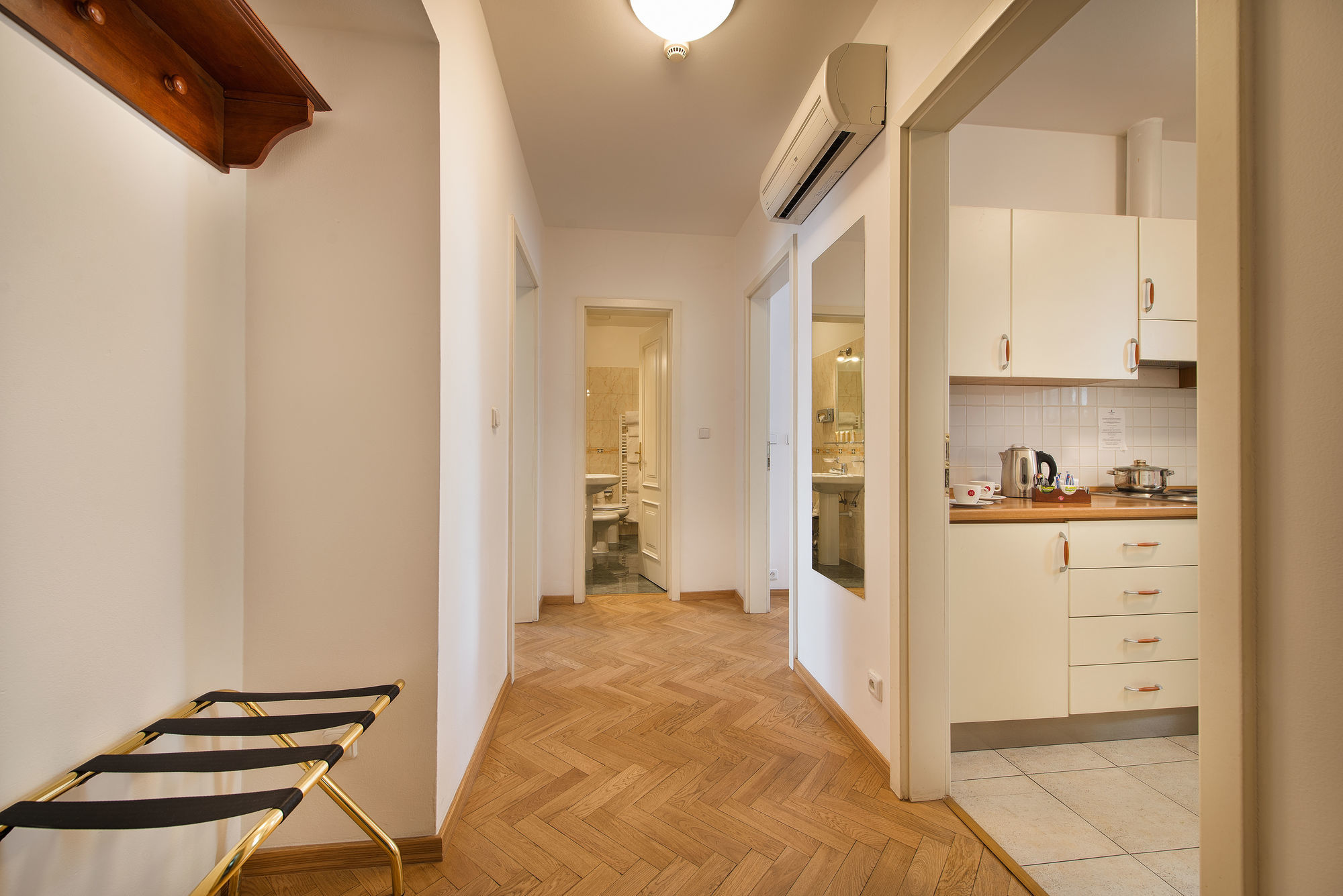 Hotel apartamentowy Hotel Suite Home Prague 4*